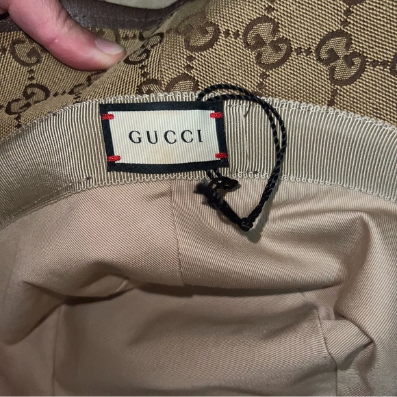 GUCCI GG CANVAS BUCKET HAT - Picture 11 of 15